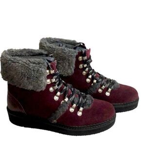 NIB Very Volatile Tonkin Women’s Leather Ankle Boot. Faux Fur Burgundy Size 10